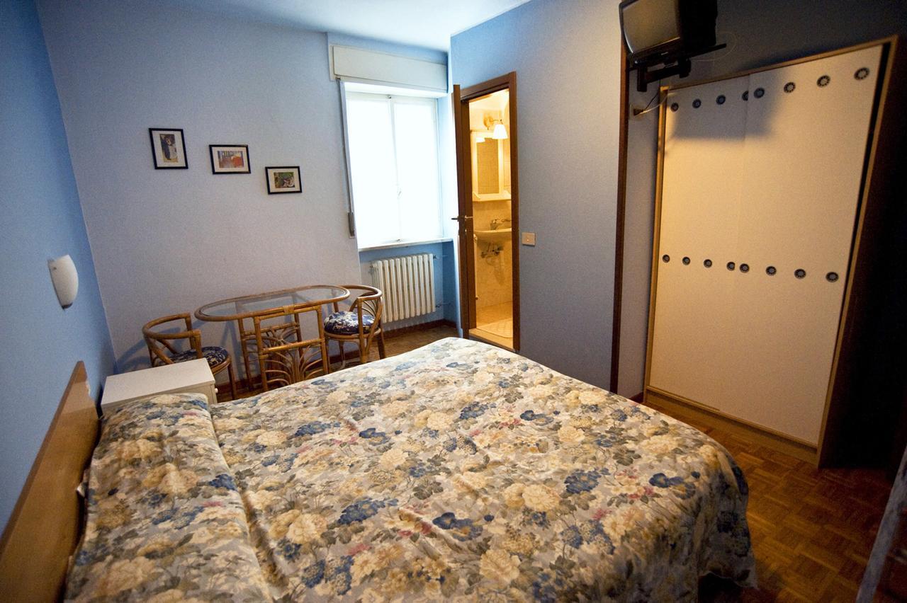 Albergo Della Posta Clusone Exterior foto